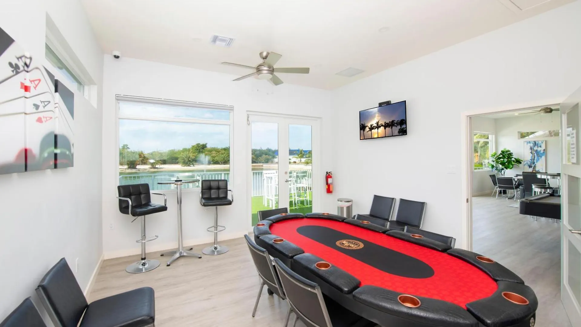 Summertime Suites #53 West Bay Holiday home