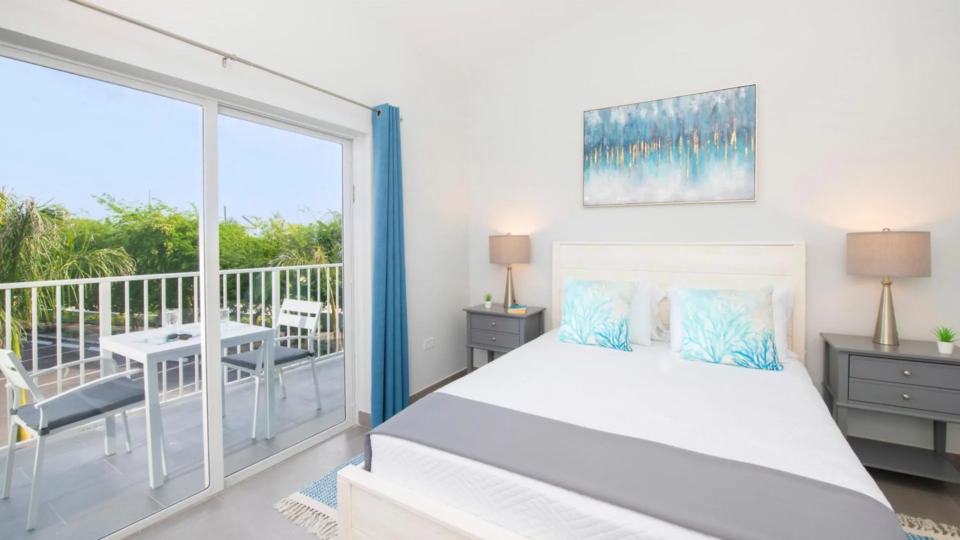 Holiday home Summertime Suites #53 West Bay