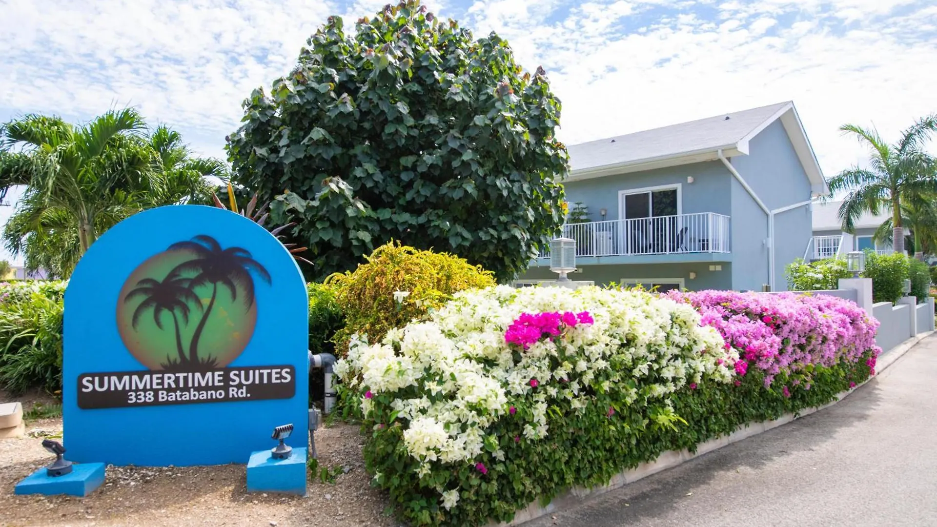 Holiday home Summertime Suites #53 West Bay